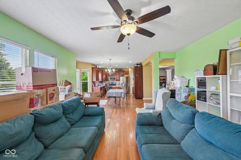 511 Georgetown Road Greenwood IN 46142