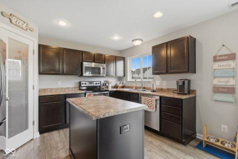 2675 Twinleaf Drive Plainfield IN 46168