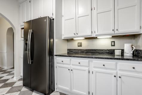 257 W 46th Street Indianapolis IN 46208