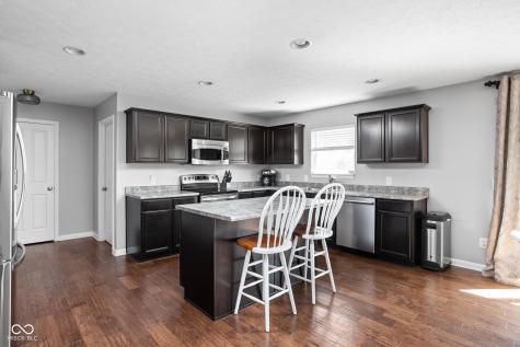 1409 Berry Lake Way Brownsburg IN 46112