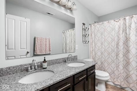 1409 Berry Lake Way Brownsburg IN 46112