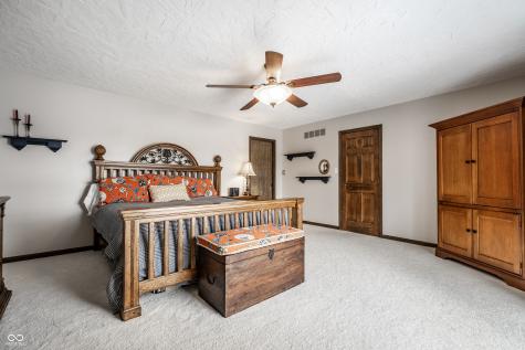 15222 Shoreway East Court Carmel IN 46032