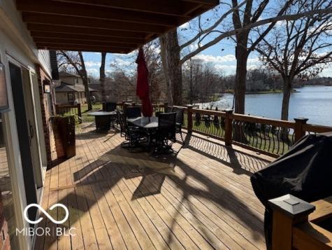 15222 Shoreway East Court Carmel IN 46032