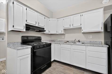 1023 S Worth Avenue Indianapolis IN 46241