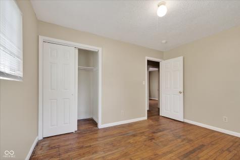 1023 S Worth Avenue Indianapolis IN 46241