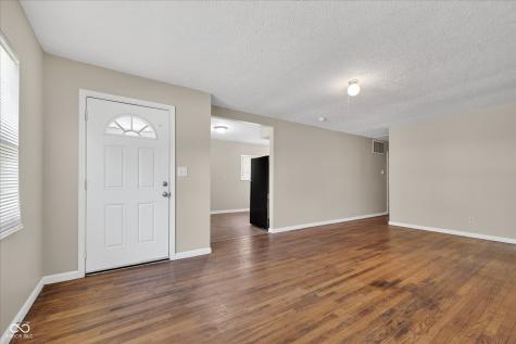1023 S Worth Avenue Indianapolis IN 46241