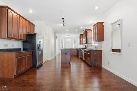 648 E 25th Street Indianapolis IN 46205