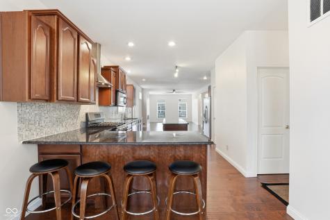 648 E 25th Street Indianapolis IN 46205
