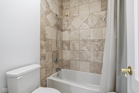 648 E 25th Street Indianapolis IN 46205
