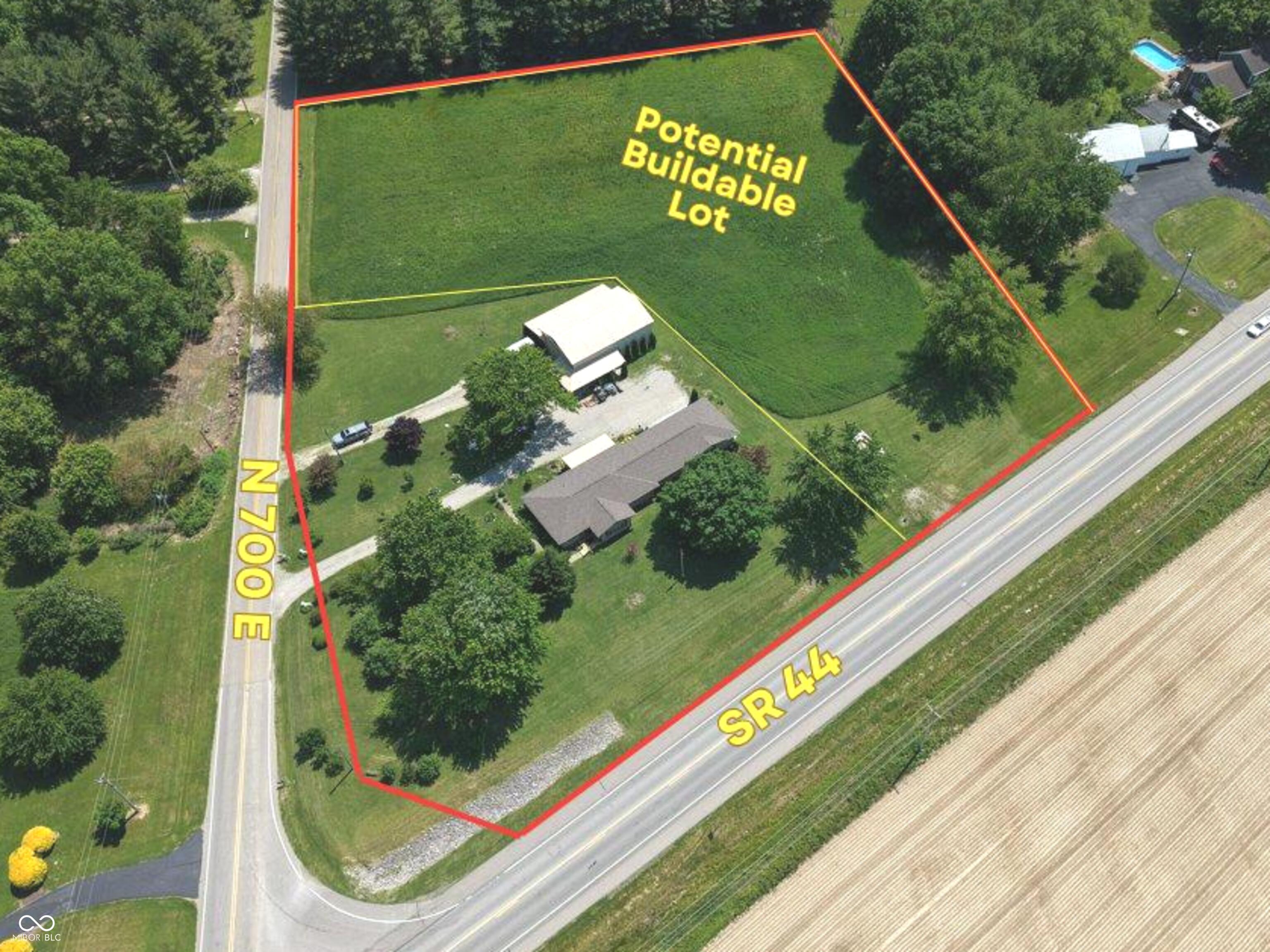 808 N 700 E Franklin IN 46131