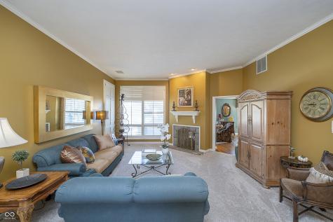 11697 Whisper Bay Court Carmel IN 46033
