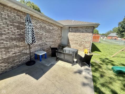 1251 Pin Oak Circle Seymour IN 47274