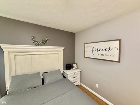 1251 Pin Oak Circle Seymour IN 47274