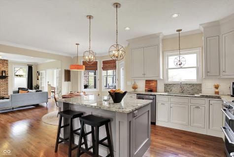 4932 Willow Ridge Court Zionsville IN 46077