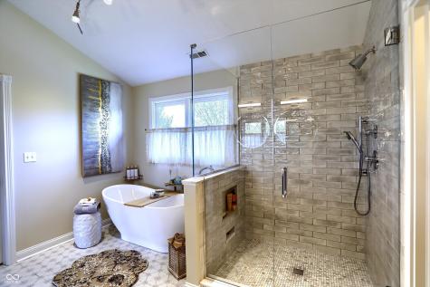 4932 Willow Ridge Court Zionsville IN 46077