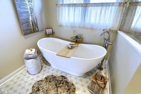 4932 Willow Ridge Court Zionsville IN 46077