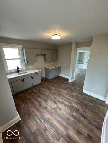 941 N Tuxedo Street Indianapolis IN 46201