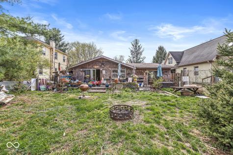 2230 E 75th Street Indianapolis IN 46240