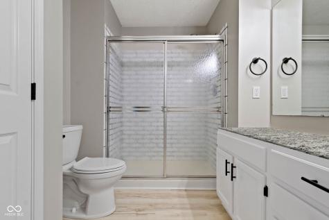 10880 Washington Bay Drive Fishers IN 46037