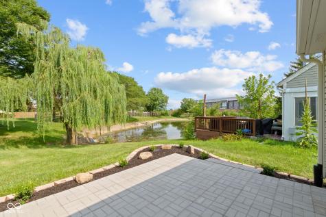 10880 Washington Bay Drive Fishers IN 46037
