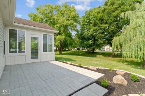 10880 Washington Bay Drive Fishers IN 46037