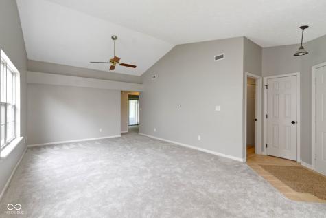 10880 Washington Bay Drive Fishers IN 46037