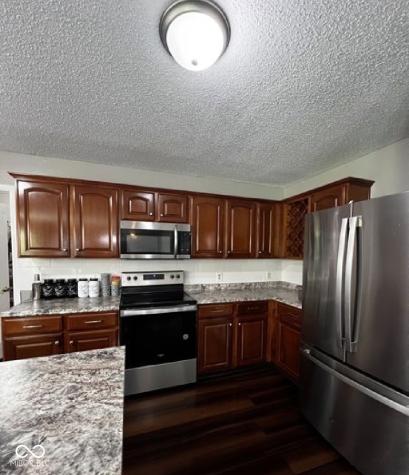 585 Fireside Drive Greenwood IN 46143