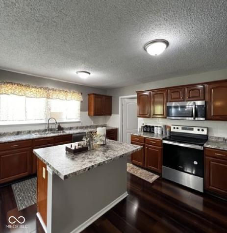 585 Fireside Drive Greenwood IN 46143