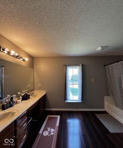 585 Fireside Drive Greenwood IN 46143