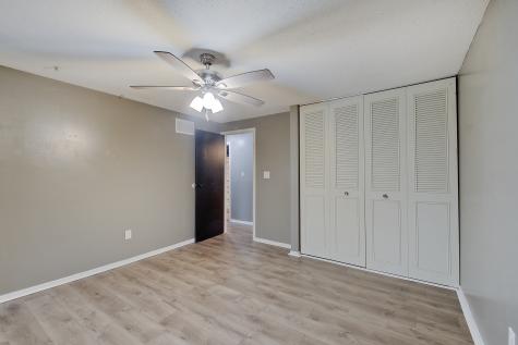 8609 Royal Meadow Drive Indianapolis IN 46217