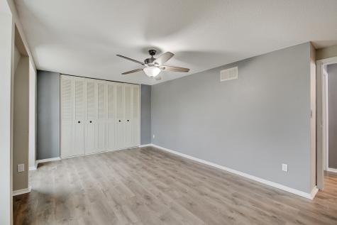 8609 Royal Meadow Drive Indianapolis IN 46217