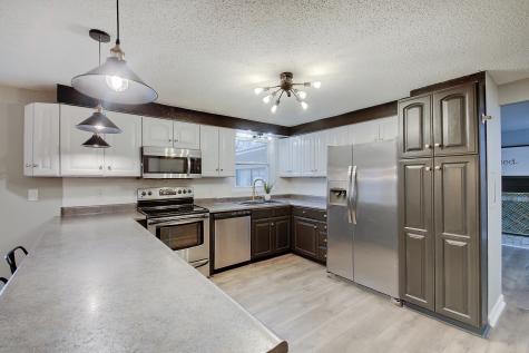 8609 Royal Meadow Drive Indianapolis IN 46217