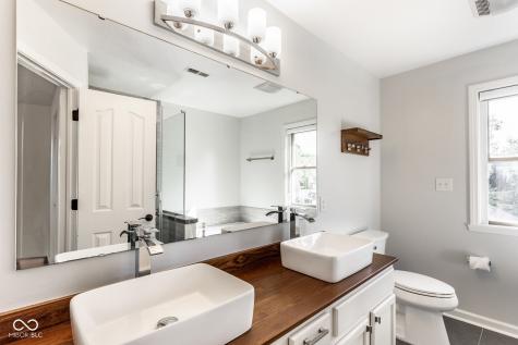197 Ceejay Drive Greenwood IN 46142