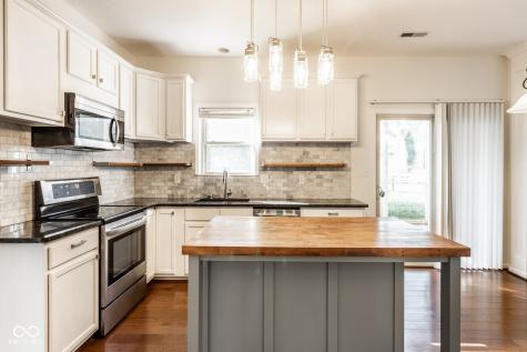 197 Ceejay Drive Greenwood IN 46142