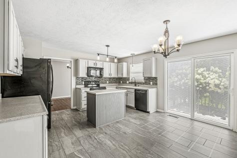 6537 Stafford Trace Zionsville IN 46077