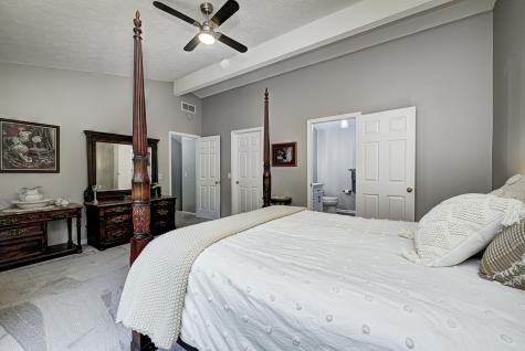 6726 Hollingsworth Drive Indianapolis IN 46268