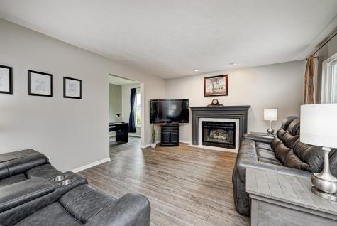6726 Hollingsworth Drive Indianapolis IN 46268