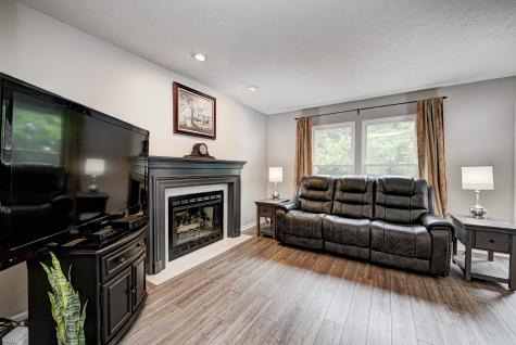 6726 Hollingsworth Drive Indianapolis IN 46268