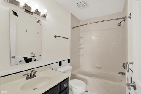 507 Walbridge Street Carmel IN 46032