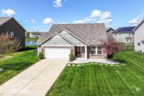 6236 N Woods Edge Court Mccordsville IN 46055