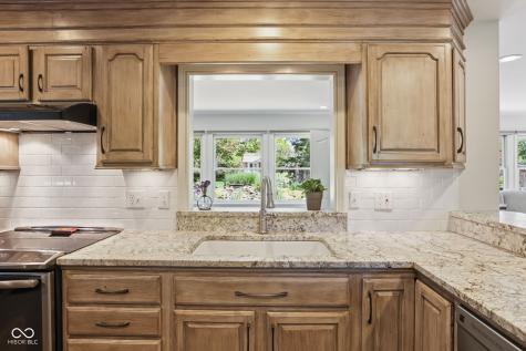 9605 Lincoln Boulevard Carmel IN 46280
