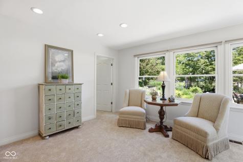 9605 Lincoln Boulevard Carmel IN 46280