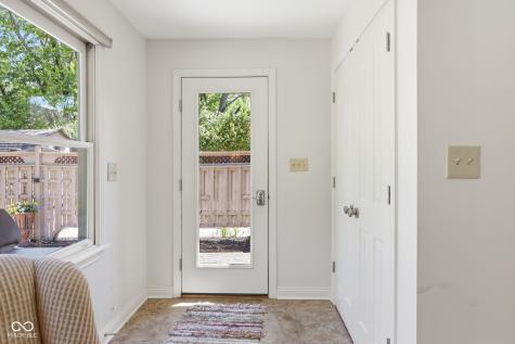 9605 Lincoln Boulevard Carmel IN 46280