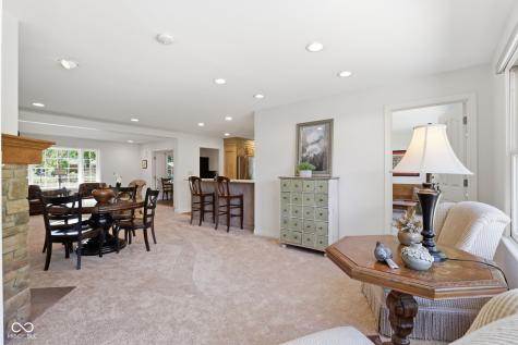 9605 Lincoln Boulevard Carmel IN 46280
