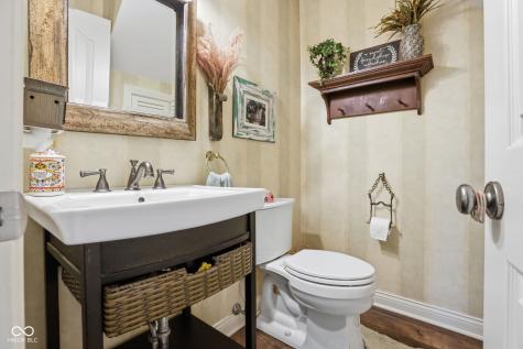 9605 Lincoln Boulevard Carmel IN 46280