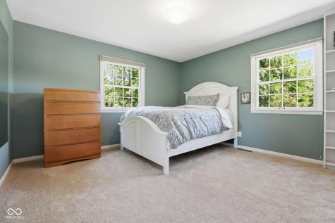 9605 Lincoln Boulevard Carmel IN 46280