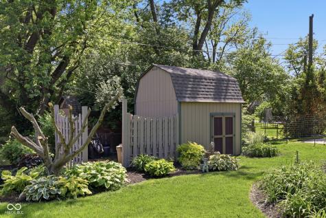 9605 Lincoln Boulevard Carmel IN 46280