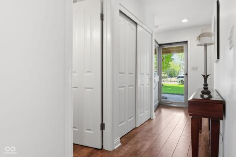 9605 Lincoln Boulevard Carmel IN 46280