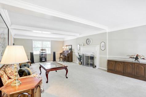 11469 Valley Meadow Drive Zionsville IN 46077