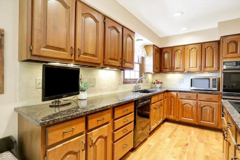 11469 Valley Meadow Drive Zionsville IN 46077